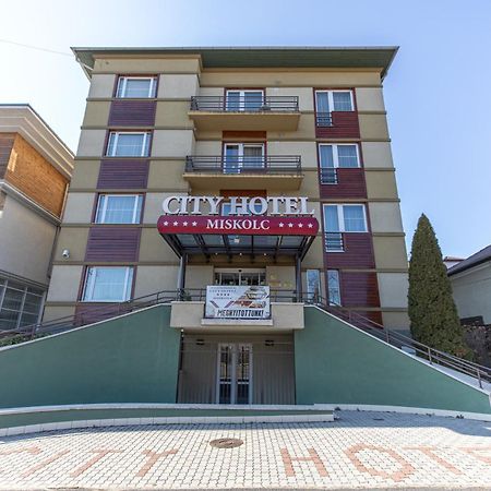 City Hotel Miskolc Buitenkant foto