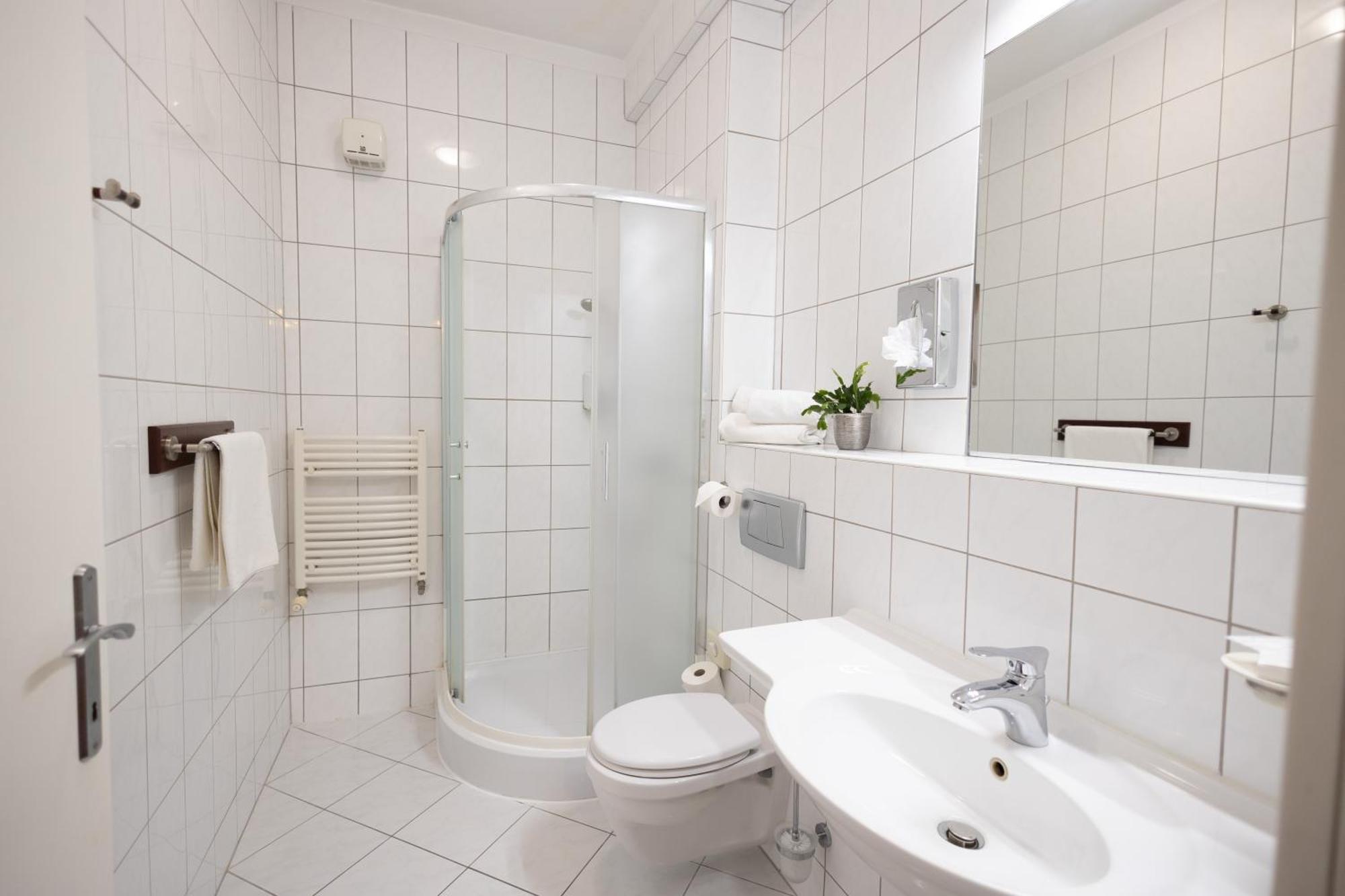 City Hotel Miskolc Buitenkant foto
